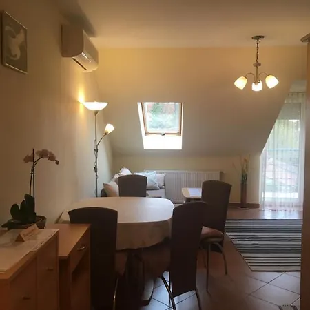 Apartment Jazmin Deluxe Apartman Harkany